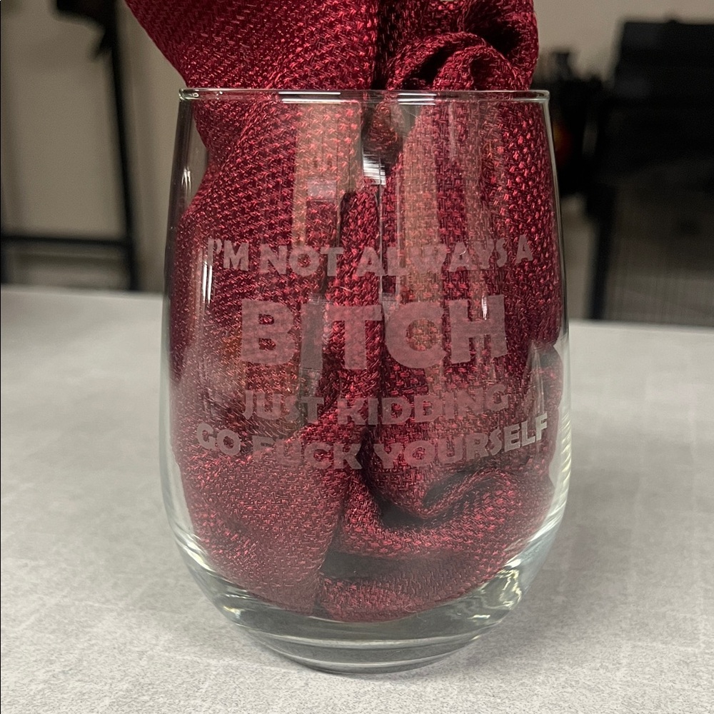Sarcastic wine glass